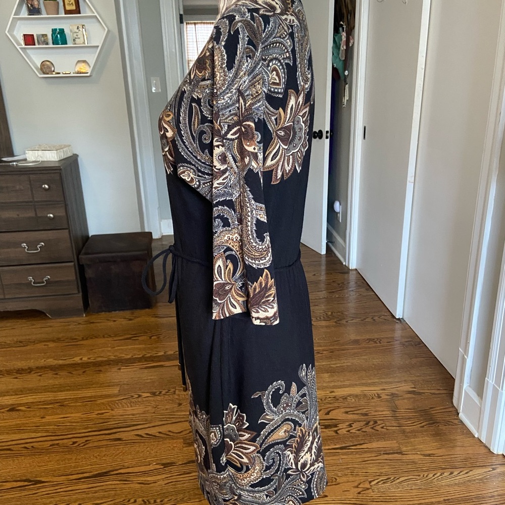 Sandra Darren Black and Brown Paisley 3/4 Sleeve Dress - Picture 4 of 8